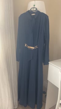 فساتين حجاب • قياس ٣٨ • توصيل