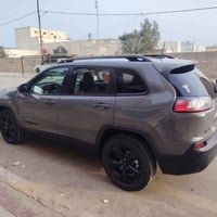 شيروكي فول • موديل ٢٠٢٣ • ماشي ٣٠٠٠٠