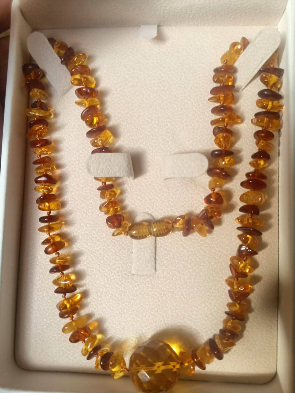 سلام عليكم  
مشتاقلكم 🌹اكثير ❤
كنت 🕊🎈وهس اجيتكم  ومعي مفاجئات  وبضاعه حلوة 
القلادات كهر ب حر طبيعي استيراد من المانية امانة ♥
وبس ٣
قطع كهرب من هذا 💖جمال  تعال واحجز 
قبل لا يروحون 
منتظرك تدخل خاص وتحجز 
توصيل لكل العراق 🇮🇶


**إذا كنت صاحب هذا الإعلان وتريد حذفه لأي سبب، رجاءا أرسل رسالة إلى الدعم الفني**