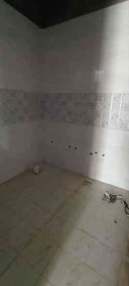 بيت للبيع بمساحة 115 متر 📢
🔘يحتوي على غرفة وصالة واستقبال ومطبخ وصحيات داخلية وخارجية
🔘 بناء بلوك أساس صب كونكريت وسقف عكادة 🔘الموقع النجف بالبراكيه كوفه شارع المعمل   شارع البيت 15 متر يبعد عن شارع المعمل 50 متر تقريبا  فوك من جامع الخزاعل باتجاه المعمل مقابل محطة ابو امين لتبديل الزيوت 
🔘السعر 25 وبي مجال 
🔘 للاستفسار الاتصال بمكتب الفهد للعقار أمانه الله بلغو من طرفي #حلا_سيف ***********
