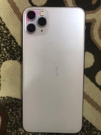 آيفون ١١ برو ماكس • ٢٥٦ • بطارية ٧٥