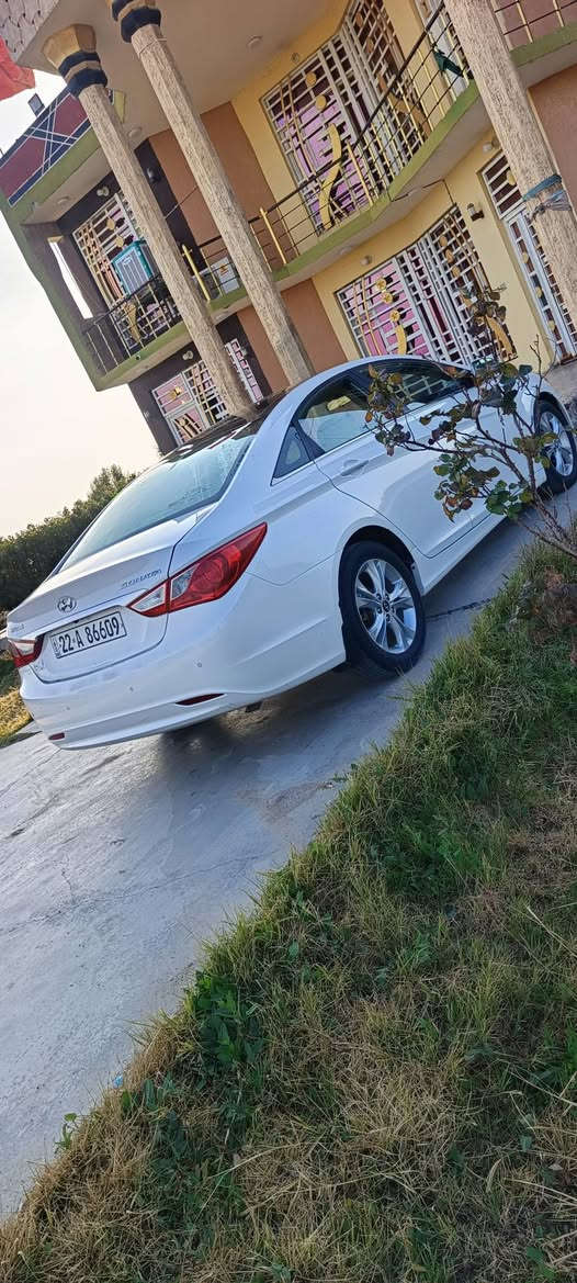 سوناتا
سوناتا٢٠١٠ شكل ال١١ خليجي 
كفاله عامه عدشبر صبغ بلدور الخلفي

سيارة جاهزة 
ماشي ١٤٣
صدر جديد
 تايرات تخم جديد
 رقم انكليزي 
مكينة 2400 دوش 

مكان السيارة بابل مشروع المسيب
السعر ١٢٠ وبيها مجال
***********
