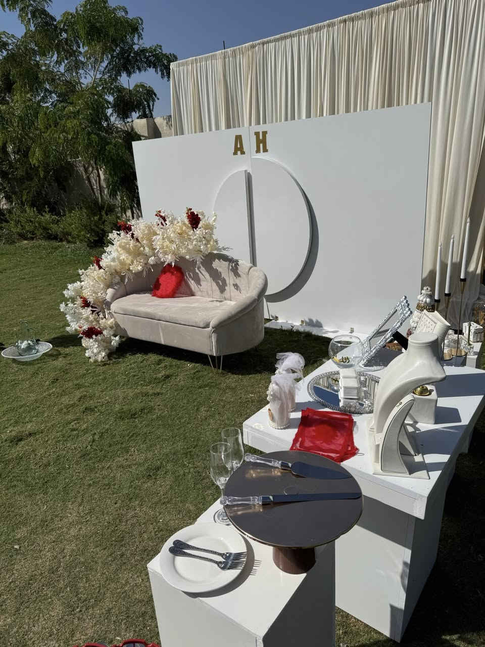 خلفية كوشة للبيع فقط الخلفية
العنوان صلاح الدين بلد
***********
