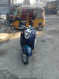 كلاسك فحل سلف وهندر شلعه معدل كهربائيات كلها شغاله نقص باتري فقط السعر...