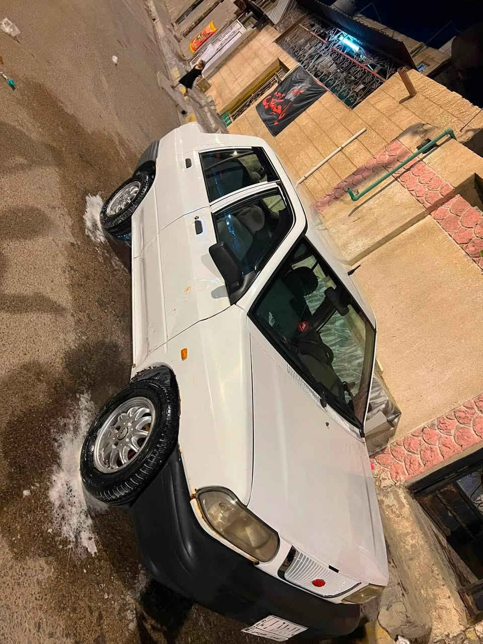 السلام عليكم سايبا مديل ٢٠١٨ السنوية منتهيه السيارة بسمنه أبيع شرط تحويل كير مكينه حداده وتبريد مكفول شرك ترايك وين ما تريد السعر ٤٢ وبي مجال للشراي *********** مكلف بنشر رقم راعيها موجود الشراي يخابر وبالخدمه
