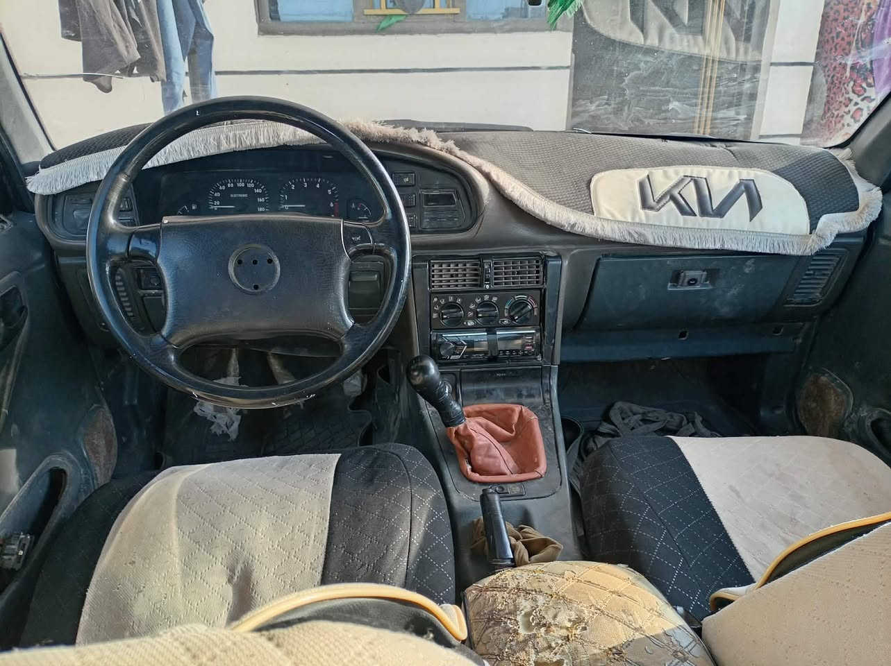 السلام عليكم للبيع سياره برنس موديل 95 مكفوله السعر 25 وبيه مجال مكانه واسط صويره استفسار اكثر اتصل على الرقم ***********
