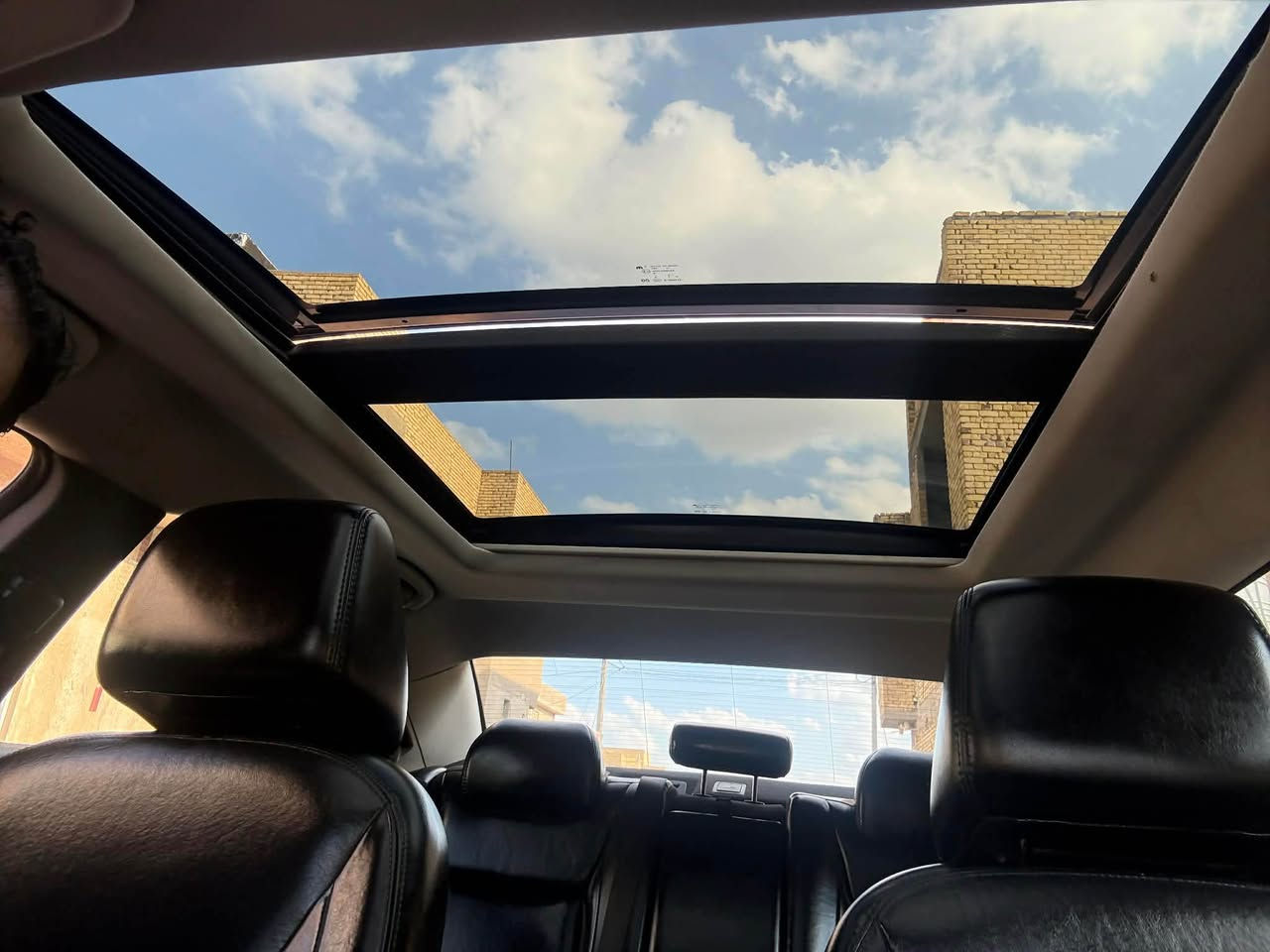 ﷽ 
اللهم مصلي ؏ محمد وال 
محمد
نوع السياره : اوباما كرايسلر
المديل :2016 مرمزه 21
نوع المحرك :6سلندر
محرك :3600 تو ويل 
المسافه المقطوعه42mi
رقم سياره : ذي قار
مكينه + كير (كفاله)
المواصفات
سياره عدى ال رداد فول واحد ؏ واحد
كشنات جلد ݪون اسودs
كشنات كهربائي
حساسات
نقطه عمياء
بدون ايرباك
فتحه سقف بنراما 
كشنات حار
شفتات تحكم
اشاير بل مري
شاشه كبيره مع نظام GPS
دمام خلفي 
تشغيل عن بـ؏ـَد 
بلوثوت
منافذ USP
نظام Sport
سياره كلين تايتل
بـ؏ـَد بيه هوايـۃ موصفات فول 
السعر (خاص)
السورنار مرفق مع النشر  سياره جهازه ؏ اخير حبايه سياره جديده بمعنى الكمله 
استفسار او اتصال او واتس  غير متواجد ؏ فيس

‭0771 355 0582‬ Singapore
