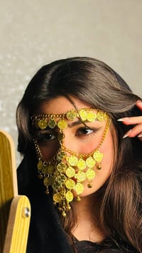 برقع خليجي • لون ذهبي • جودة عالية