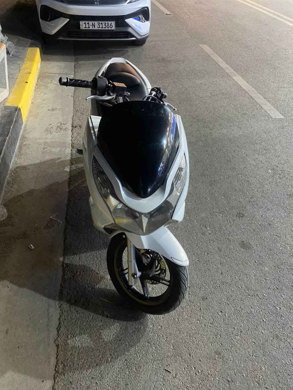 سلام عليكم جيل اول نقصه تفيلس دراجه نضيفه وكلشي شغال بيه عنواني بغداد كريعات سعر دراجه مليون او ١٠٠وبيه مجال حك جيه جماعت ال ٩٠٠لاتخابروني رقم تلفوني *********** متواجد واتس فقط
