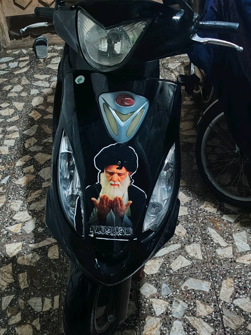 دراجة كامكو v2 نظافة 80%دراجة حاوية موديل 2017طالعة 2025/11/2 مكاني النجف شارع حنون