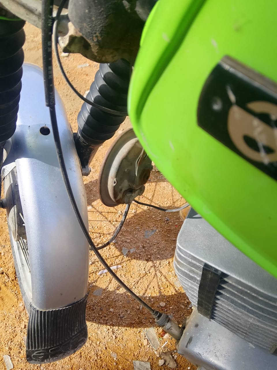 سلام عليكم هورنات سيدان فيشه سوده البيع عل الفحص مكان نجف حي الشرطة السعر 100 قفل


**إذا كنت صاحب هذا الإعلان وتريد حذفه لأي سبب، رجاءا أرسل رسالة إلى الدعم الفني**