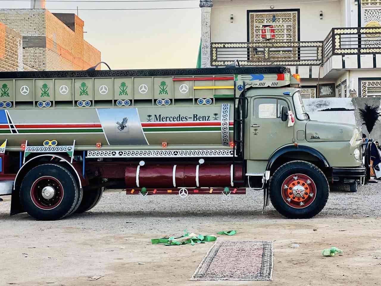 صل على النبي سلام عليكم اقجم موديل 80 بلاد وضع شركهواحد على واحد قماره بلاديه بلا صبغ شاصي بلادي كير مكينه ستندر شركه تانكي جديد تخم تاير رقم نينوى نكليزي بسمي بسنويه تنكر 

‭0775 347 3992‬

‭0780 052 5488‬
