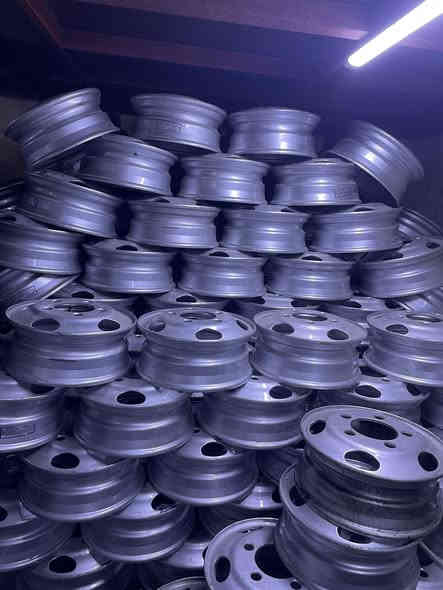 ويل 17:5 كوستر تفصيخ سبيرات سعر القطعة 85 الف جملة و مفرد مجمع مشن بغداد ***********  يوجد توصيل
