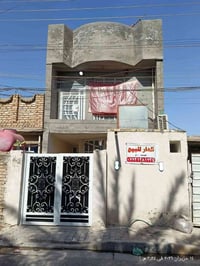 بيت مساحه 100 متر طابو ملك صرف طابقين ونص 🏠 متكون البيت  4 غرف نوم  اس...