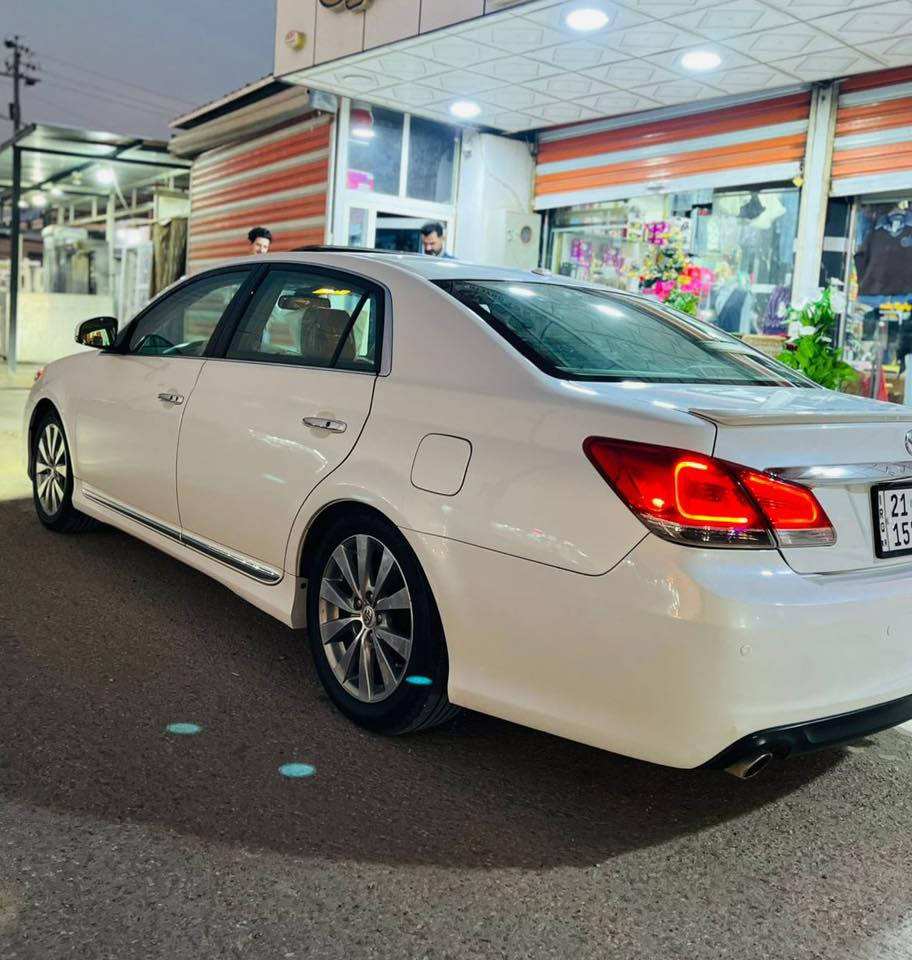 افلون خليجي فول 1/1
رقم شمالي 
موديل 12 شهر 9 
محرك 6v بلادي قبق اسود 
ماشيه 200k حقيقي 
كامره خلفيه 
حساسات امامي خلفي 
كشنات تدفئه تبريد 
كشن السائق خزن 
تحكم ستيرن 
مثبت سرعه 
برده خليفيه كهربائيه بردات جانبيه 
بعد بيهه هواي مواصفات السياره لمتد 
بيه جاملغ امامي مبدل بلاد فقط 
باقي كفاله 
••• 
السعر خاص او واتساب 
الهاتف ***********
