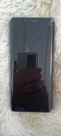 أنفنكس هوت 50برو بلاص ذاكره 256 عشوائيه 16 بصمه بالشاشه الجهاز مكفول م...