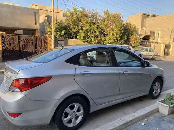 السلام عليكم 
اكسنت موديل 2013 خليجي حجم المحرك 1600 

رقم بغداد انكليزي السيارة بسمي بدون مواصفات

بيها قطعتين صبغ جاملغ وبنيد اثر جراد سونارها مرفق ويه الصور

السيارة بدون حادث مكان السيارة بغداد حي العامل

السعر 92 وبيها مجال الرقم ‭ 0772 212 6007‬
