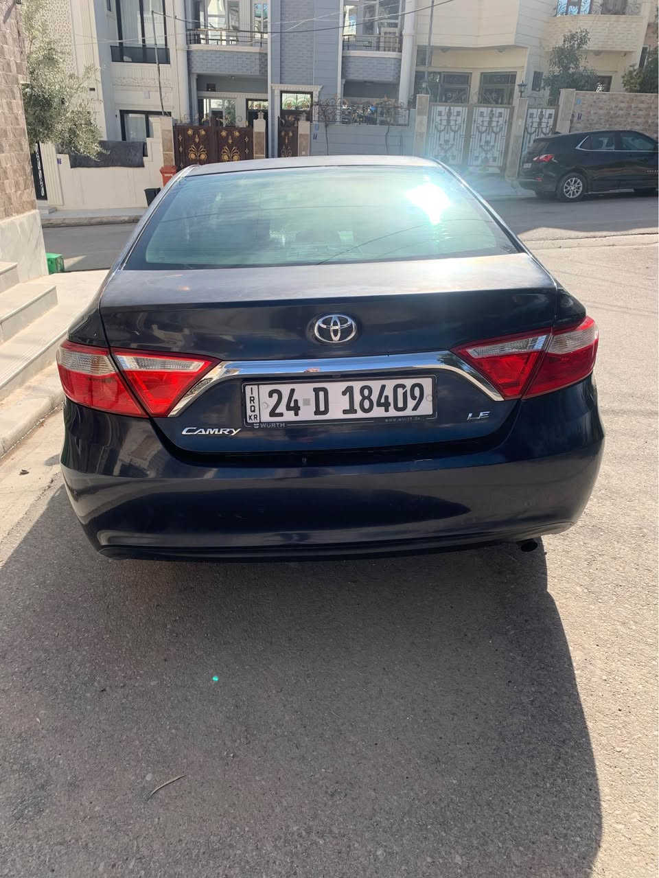 تويتا كامري  LE موديل 2017 مەکینە 2.5
سيارة عام سبغە و 165 هزار کم یا چوی
سیارە پانزینە دگەل سیستەمێ غازێ
گێر و مەکینە بشەرتە
سعر ١٢٠ $ ومجال
*********** دهوك, العراق

