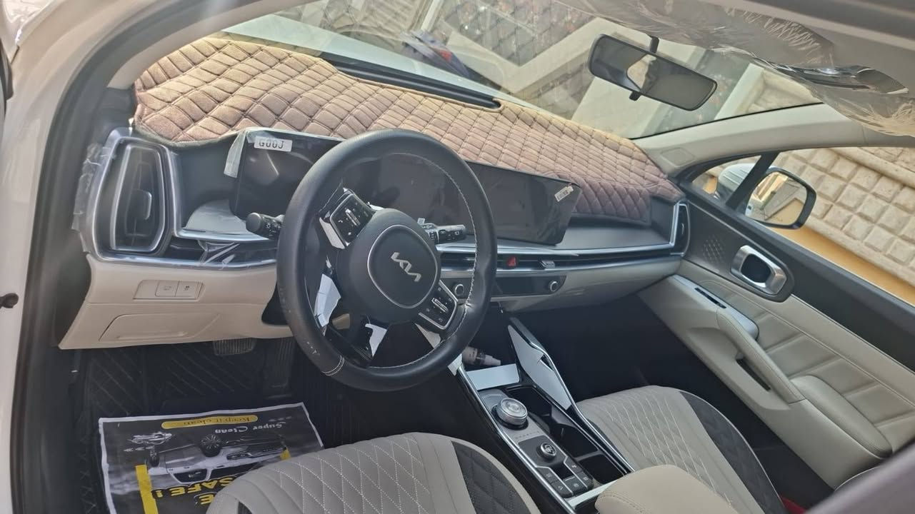 سورينتو ٢٠٢٤  خليجي وكالة اكدال  ضمان بغداد المنصور رقم اربيل ماشية ٧٦٠٠كم  ٦ سلندر بانوراما كير ماوس كشن كهرباء صندوق كهرباء بردات ٧ راكب  المكان بغداد للاتصال ***********  السعر ٣٠٠٠٠$
