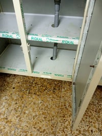 كاونتر ثلاث ابواب نظيف حوض بالوسط العنوان محافظة موصل منطقة نهاية سومر...