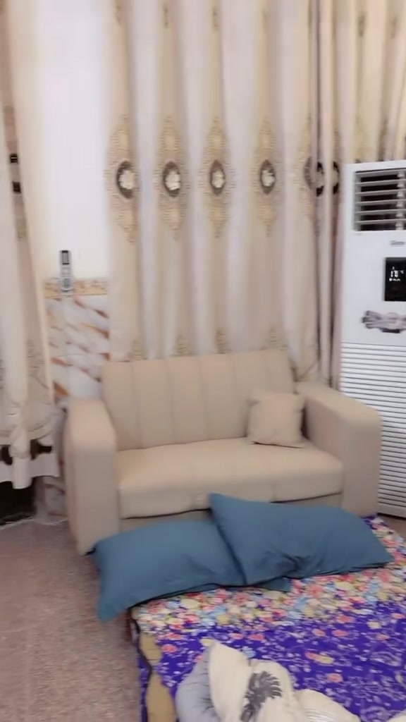 تخم للبيع 10 مقاعد 300 جديد مستعمل قليل كلش 
غرفه للبيع سعر300 عدا الدوشك ومفصللها صوميه 
مكان بغداد الدورة


**إذا كنت صاحب هذا الإعلان وتريد حذفه لأي سبب، رجاءا أرسل رسالة إلى الدعم الفني**