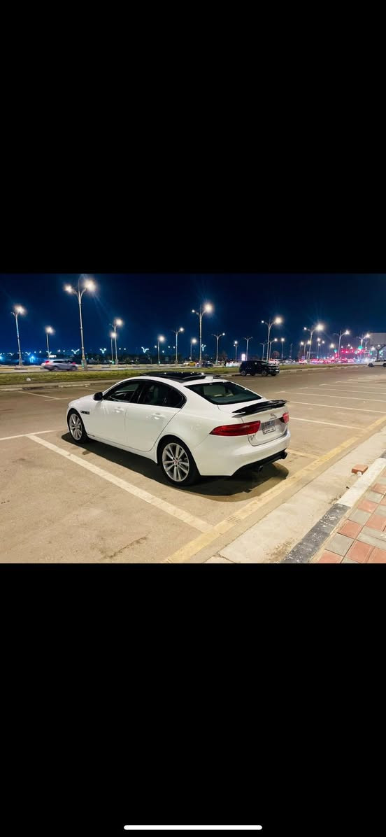 المتعة والرياضة والقوة السياره الي تراهن بيها ع سرعته 

جاكوار 2019 خليجي / سياره بيه شخط صفحه ونصبغت وباب وياها / خليجي فول فتحه بصمه بانراما كشنات جلد كير ماوس 

٤ سلندر تون تيربو تبريد تدفئه فول دقة ونزاكه داخل مخيف شبابيه/ سستم صوت 

كير ماوس 

كشنات جلد 

فتحه / 

رادار / 

كاميرات جانبي خلفي / 

سياره مفوله موصفات هواي / 

سعر 140 وبيه مجال العنوان كربلاء المقدسة / عليها غرامة ٧٥٠ ينزل من سعرها 

***********
