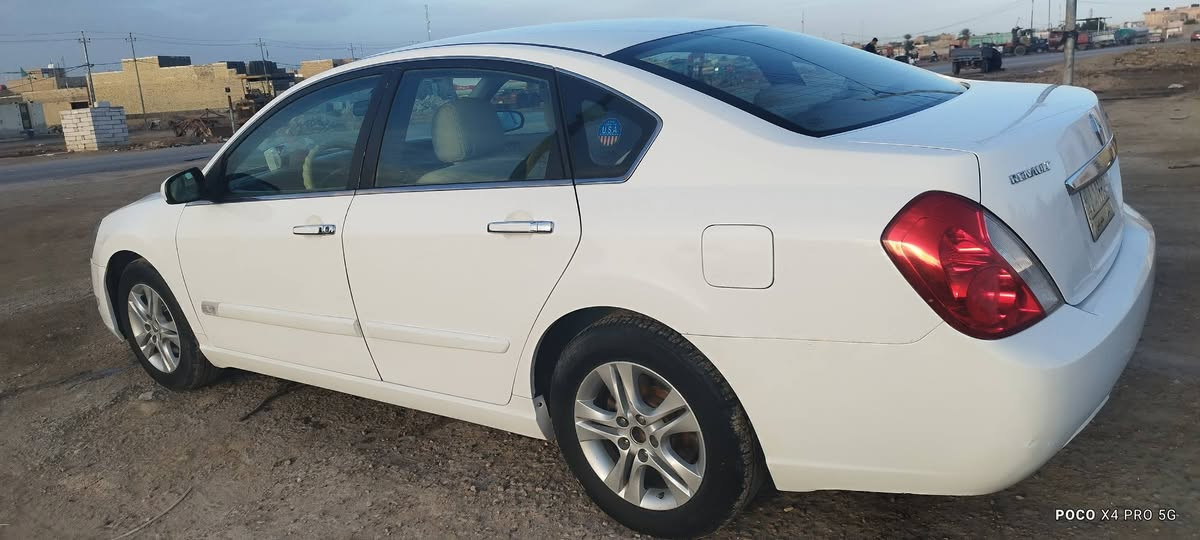 سلام عليكم رينو سافرن موديل 11 السعر 115النعوان ديوانية قضاء الشنافية الهاتف ***********
