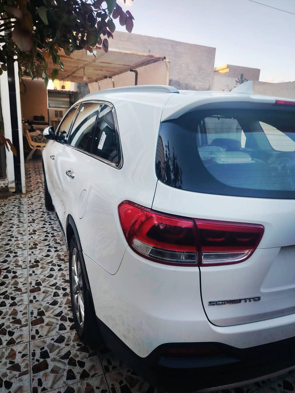 للبيع سورنتو ١٦
خليجي رقم بغداد
 جديده جداً
كفالة عامه
عده بارد شبر بلجاملق الخلفي
محرك ٦ سلندر 
ماشيه ١٠٥ الف
فول عده الفتحه
السعر ٢٠٧ مجال قليل
مكاني صلاح الدين
 تكريت
 ***********
