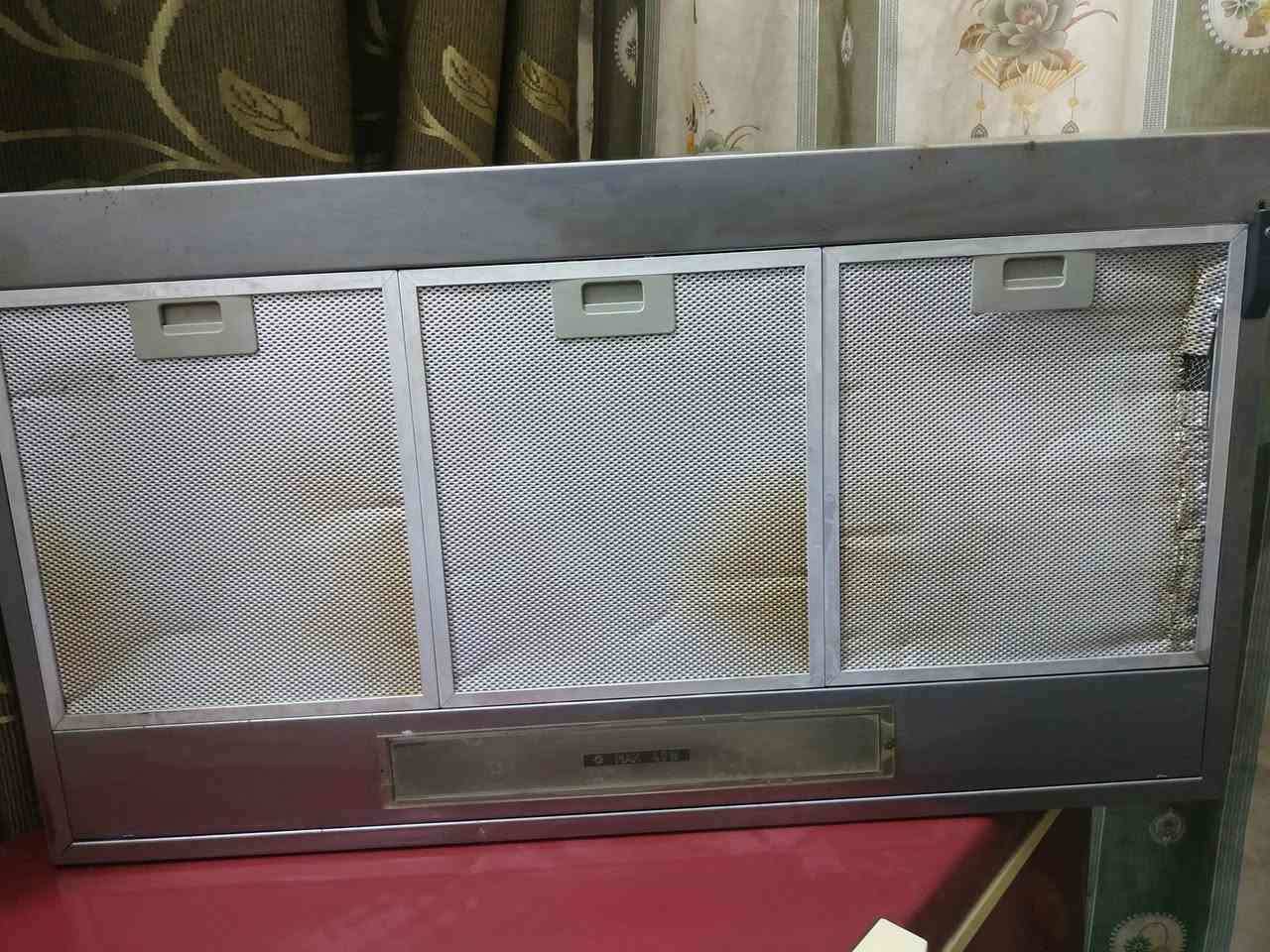 غراض بيت للبيع نضيفه وشغاله بابل حله شارع الحسينيه قرب صيدليه كمال رقم الهاتف ***********
