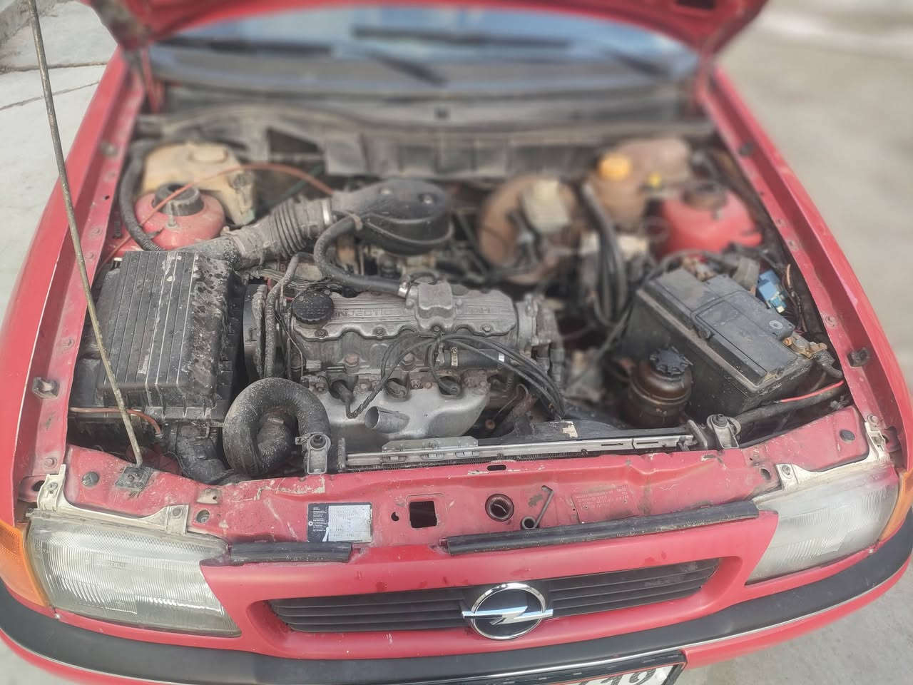 السلام عليكم اوبل استر حجم 18 رقم جديد باسمي موديل 92 كوربون بانزين بيها مكينه كير شرط طخم تاير جديد بدون اي ضرر رشات صبغ مال تحقيل على مود الهزه   شرط مكان موصل العبور التحويل للاتصال على رقم بي وتساب /***********/***********/السعر 50
