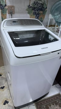 غسالة اوتوماتيك للبيع 15 كيلو نظيفه جداً وشغاله ومكفوله شرط الفحص رايد...
