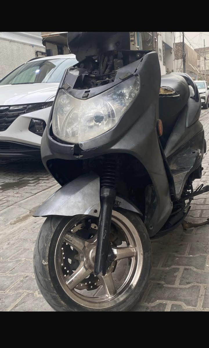 سكنس فحل نوزل طلاعات   كوم حديد شغاله نكره سلف بس بيه خربطه وتمشي مابيه شي مراوس  شعندك نزله  مكاني بغداد يم جامع نداء  ***********
