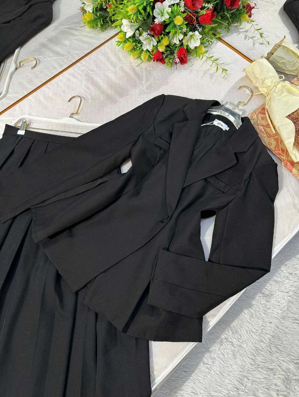 ❤️ ﷽

الكولكشن الرمضاني يبدأ من هنا 💐 

ووصل الجمال وترند الموسم😍❤️

طقم قطعتين ستره مع تنوره💟 

خامة دابل  ايطالي كوالتي جدا عالي 

قياس   38 40 42 44 46 48

#ملابس #شهر_رمضان


**إذا كنت صاحب هذا الإعلان وتريد حذفه لأي سبب، رجاءا أرسل رسالة إلى الدعم الفني**