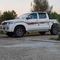تويوتا هايلكس • ٢٠١٢ • اوتوماتيك
