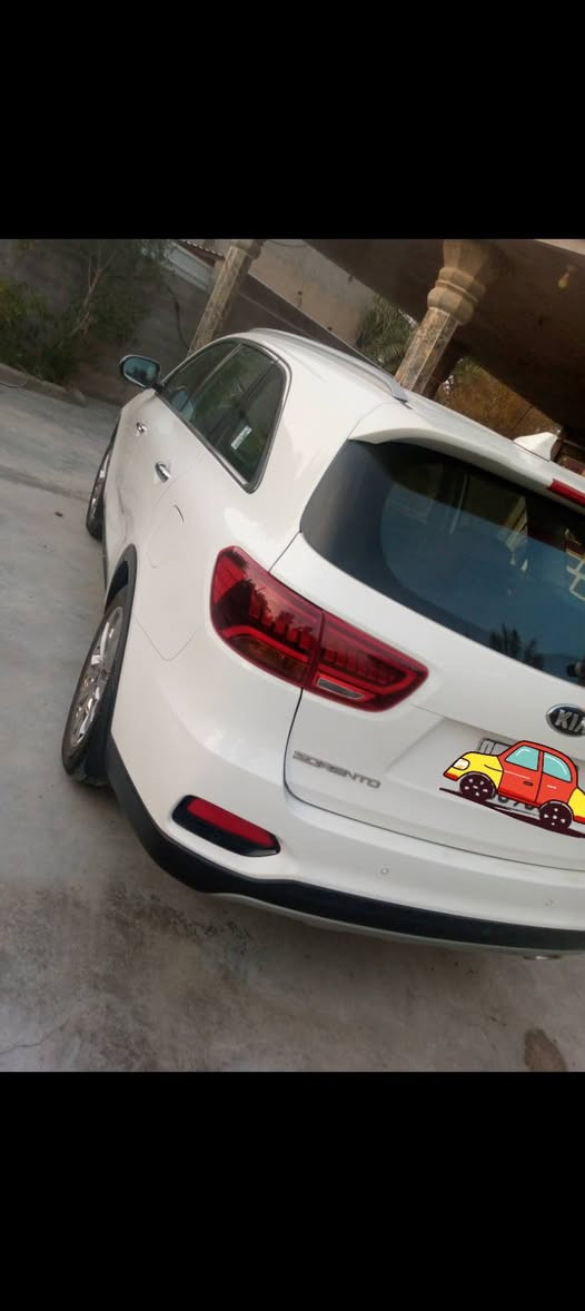 سلام عليكم 
سورنتو موديل 2019  خليجي رقم بغداد 
بصمه
ماشيه 87 حقيقي 
6سلندر 
مرايه شفط 
3قطع تبريد 
صندوق كهربائي 
حساسات أمامية وخلفية 
مكفولة كفاله عامه 
المكان ديالى 
السعر على الرقم 
***********
