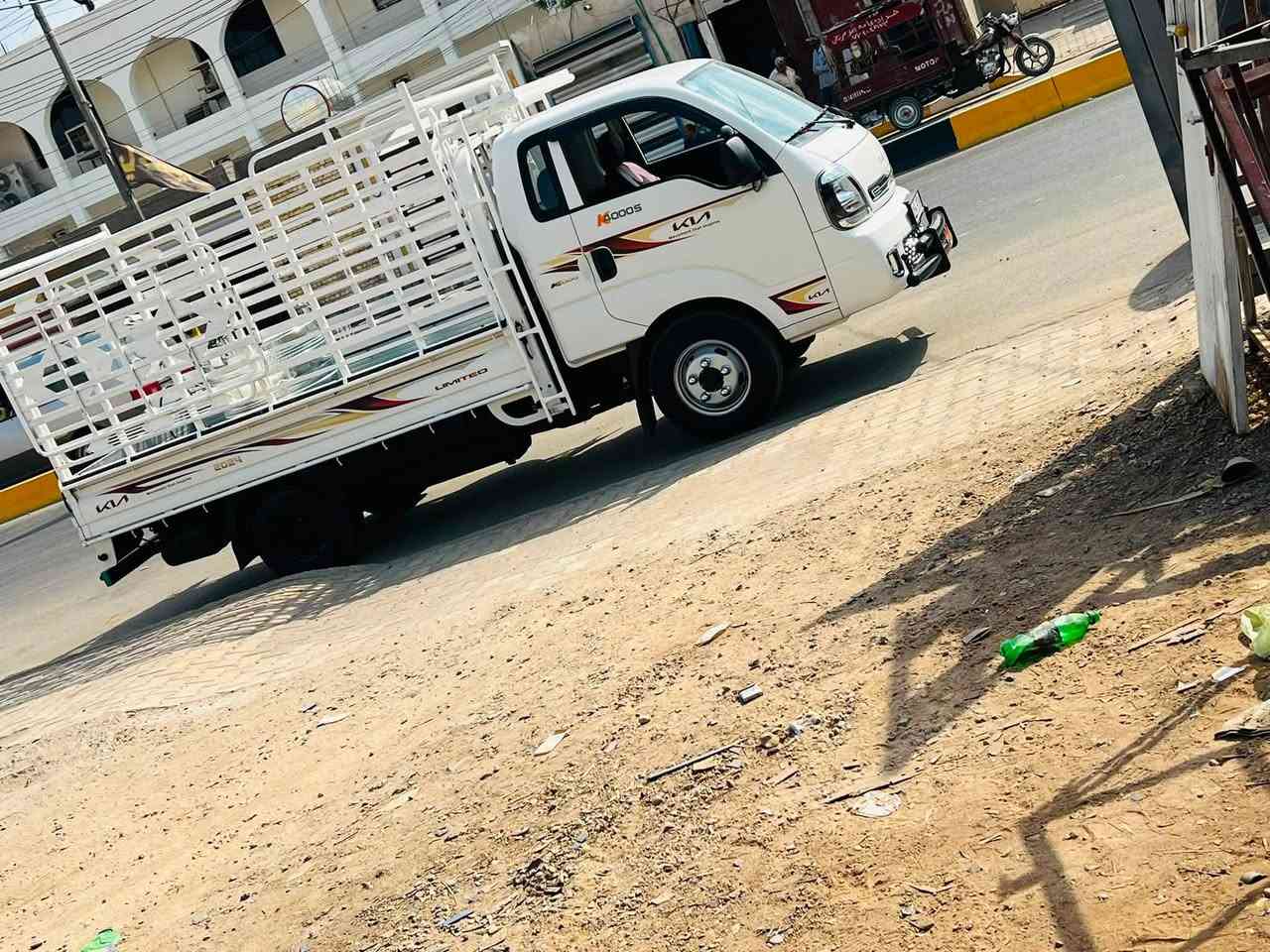 سلام عليكم سياره فحل مديل ٢٠٢٤ مفتوح مكفوله كفاله عامه رقم بغداد ماشيه ٣٣اخت الزيرو تحويل ثاني يوم مكان بغداد الحسينيه المعامل الاستفسار علا هاذ الرقم ‭***********‬ السعر ١٩٥
