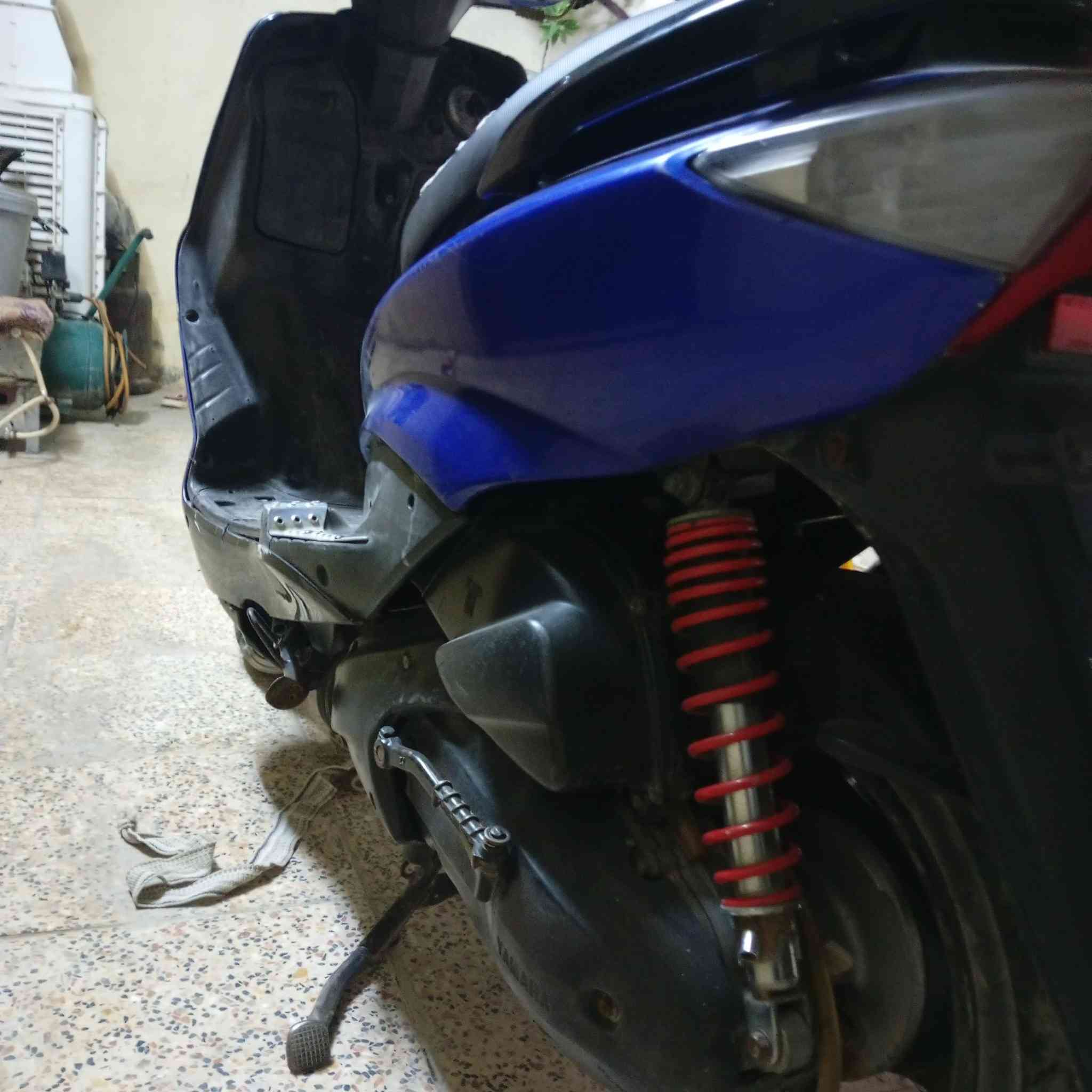 البيع دراجة كفالة مكينة مزودة ***********
