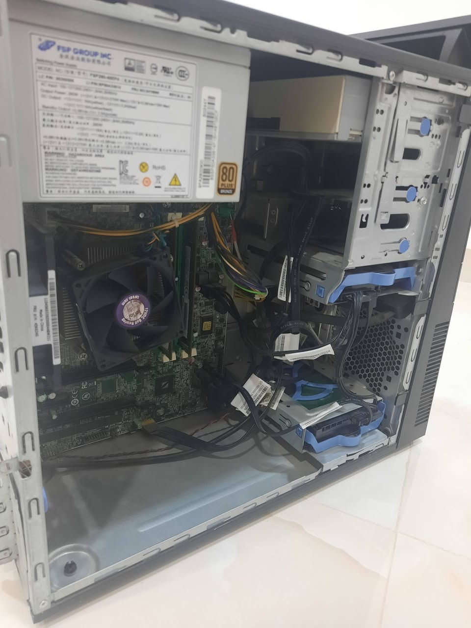 سلام عليكم
حسابة للبيع
((بدون كرات شاشه))
المعالج i5 جيل 4 (معالج مدمج)
RAM 16G (1600)
هارد ssd 128g
Hdd 500g

موقع موصل


**إذا كنت صاحب هذا الإعلان وتريد حذفه لأي سبب، رجاءا أرسل رسالة إلى الدعم الفني**