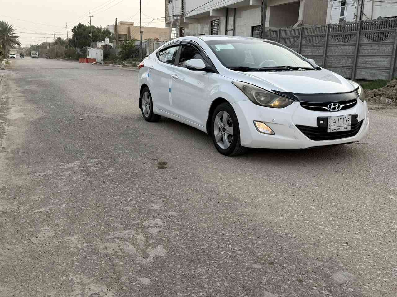 السلام عليكم من رخصة الادمن عندي النترا موديل 2012 رقم بغداد سنوية لل27مشروع وطني محرك 1800 المرغوب السياره خليجيه فول عدا الفتحة تحكم جهتين اشاره بالمراية مرايه شفط 5ويل كب حساس خلفي داخل لونين كشاف اصل السياره حيل حلوه ونظيفه ماشية 178الف حقيقي كير محرك حدادية جدد تبريد ثلج كهربائيات كلها شغاله بيها صفحة السايق رش فقط بدون قطره معجون بشرط اثر تقشير رايدها ب97 مكان السياره بالحله رقمي *********** اخوان كاتب كل تفاصيل السياره اقره المنشور زين واتصل والي ميعجبه السعر او السياره يعبرها بكلام طيب واسف على الاطاله
