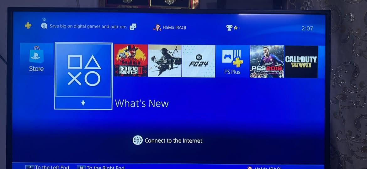 بلايستيشن 4 فات (PS4 FAT) - نظيف جداً وبشرط الفحص
الجهاز كلش نظيف وما بيه أي إشكال، وكل غراضه كاملة وبشرط الشغل والفحص.
📦 الملحقات والوايرات:
 الكرتونة والوايرات: الكرتونة الأصلية موجودة + واير الباور + واير HDMI الأصلي.
 هارد خارجي (External HDD): وياه هارد خارجي سعة 500 غيغا (المجموع الكلي يصير 1 تيرابايت ويا الداخلي!).
🎮 اليدات (الكونترولر):
 وياه 6 يدات كاملة! (1 يدة بلادية مال شركة + 4 يدات وايرليس + 1 يدة بواجير).
💿 الألعاب الموجودة:
 ألعاب داخل الهارد: غوست أوف توشيما (Ghost of Tsushima) ⚔️، بلاك أوبس كولد وار 🔫، مافيا 1، 2، 3 🕶️، فيفا 24 (FC 24) ⚽ (وياه بعد هواي ألعاب ثانية).
 ألعاب أقراص (أصلية): Red Dead Redemption 2 🤠، GTA V 🚗، PES 2019 ⚽.
⚙️ النظام والتحديث:
 إصدار النظام (الفيرجن): 13.02 (مباقي شي ويصير جوكر).
💰 السعر: 300 ألف دينار (بيه مجال بسيط للشراي التكاك)
❌ ملاحظة: البيع نقد فقط، ما أراوس بأي شي.
🚗 التوصيل: مکان كركوك و متوفر خدمة توصيل


**إذا كنت صاحب هذا الإعلان وتريد حذفه لأي سبب، رجاءا أرسل رسالة إلى الدعم الفني**