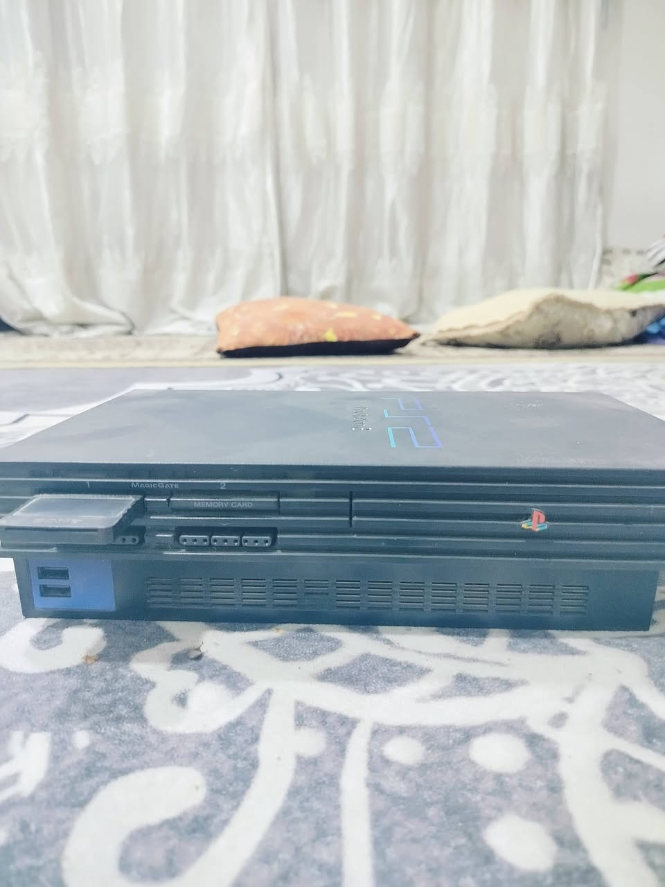 بلي تو للبيع السعر 50 بي 30 لعبه نضيف شغال 💯 المكان الزعفرانيه دور الصحه الشراي يراسل او الاتصال بل رقم ***********
