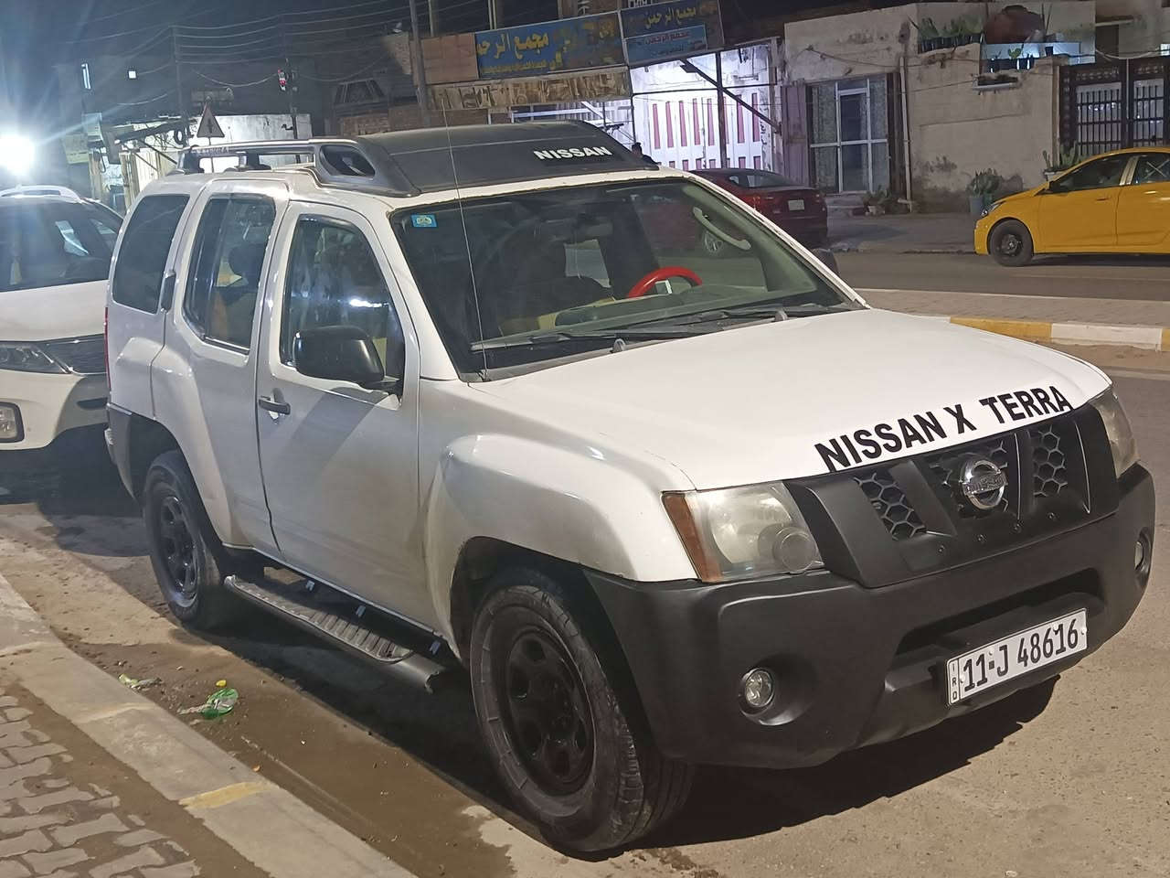 السلام عليكم
نيسان اكسترا موديل ٢٠٠٧. لون ابيض. بيها اربع قطع ابيع حزام.  مكينه وكير نضيفات.  حداديه 70%  دواخل حلوه نضيفه تايرات 70% 
محرك v6 4000
للبيع سعرها$70
المكان. الديوانيه 
رقم بغداد الدولي
 ***********
