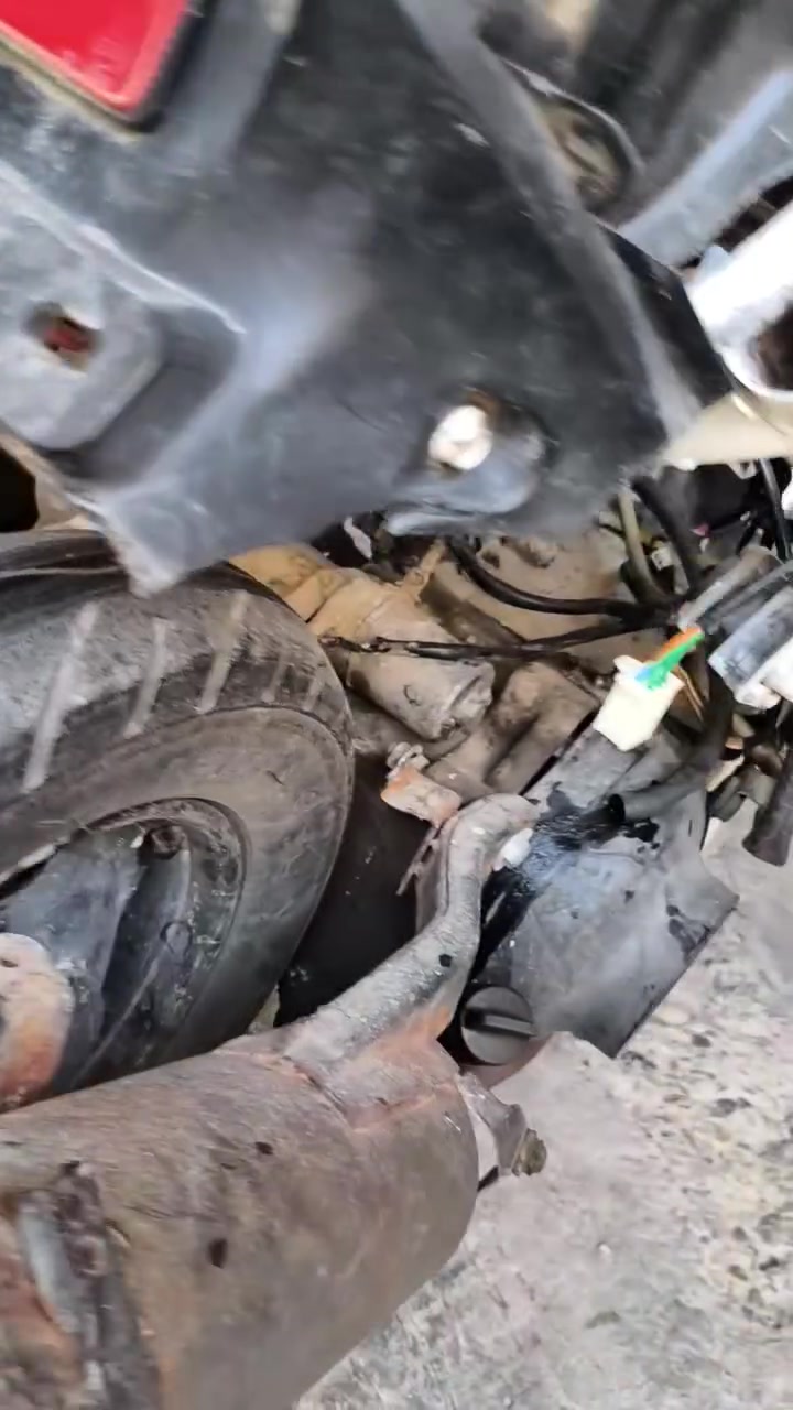 سلام عليكم دراجه نظيفه تجي وتفحص نظيفه كل شيء ما بيها مكاني بغداد مدينه الصدر تلقى 83 مقابيل طالبيه 350وبيه مجال الطيبين
والي يريد يتواصل عله راقني ***********
