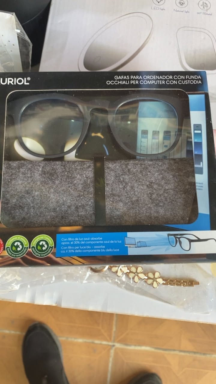 السلام عليكم تم وصول بضاعه جديده لمحلنا الكائن في حي المعلمين شارع بيت هميم    واتساب ***********
