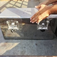 صندوك جديد للبيع  للستفسار تصال 07710067097