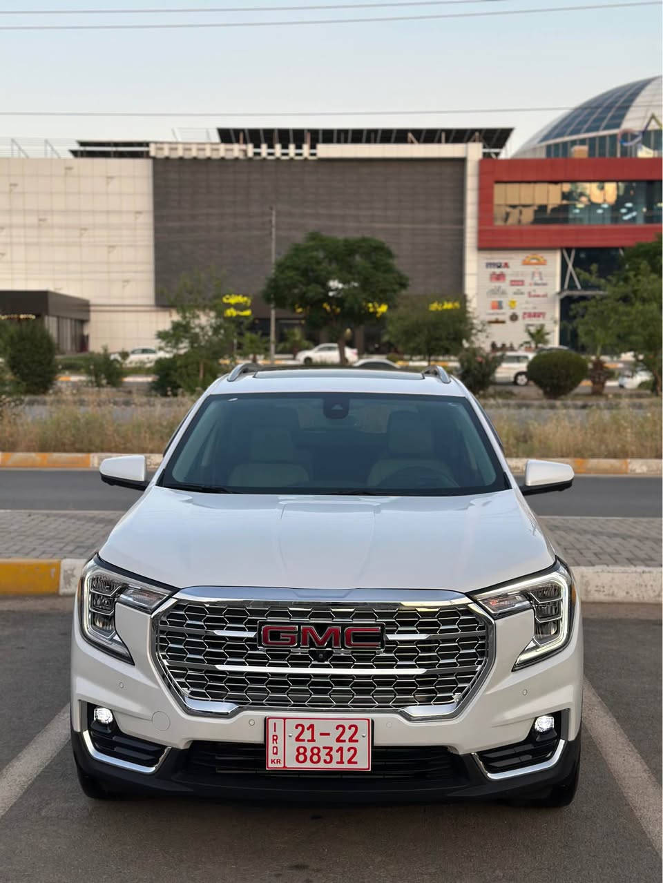 GMC TERRAIN 2024 SLT AWD
سە یارەکە تەنها بۆنیت بۆیاخە پەلیک کارتی بچوک هەیە ئیرباگ تەنها سوکان تەقیوە سەیارەکە فول فول مواسەفاتە ( پانۆراما-ناو زەرد-سەماعه BOSS-٥ کامیرا ٣٦٠-رادار-داتاشۆ-عه ساس-كوشن خه زن- شاشه گه وره-ده بل ئه كسل) هتد دوو بەسمەی شەریکە لەگەلە تەنها ٢٠ مایل رۆشتوە کاتی نەشکاوە ٣ مانگ کاتی لە گەلە گیرو مەکینە کارەبای بەشەرت 3GKALVEG8RL269592 ره قم شانسي 
نرخ-١٨٨$ مه جال 
***********
***********
Whatss app
Vaiber رانية, السليمانية
