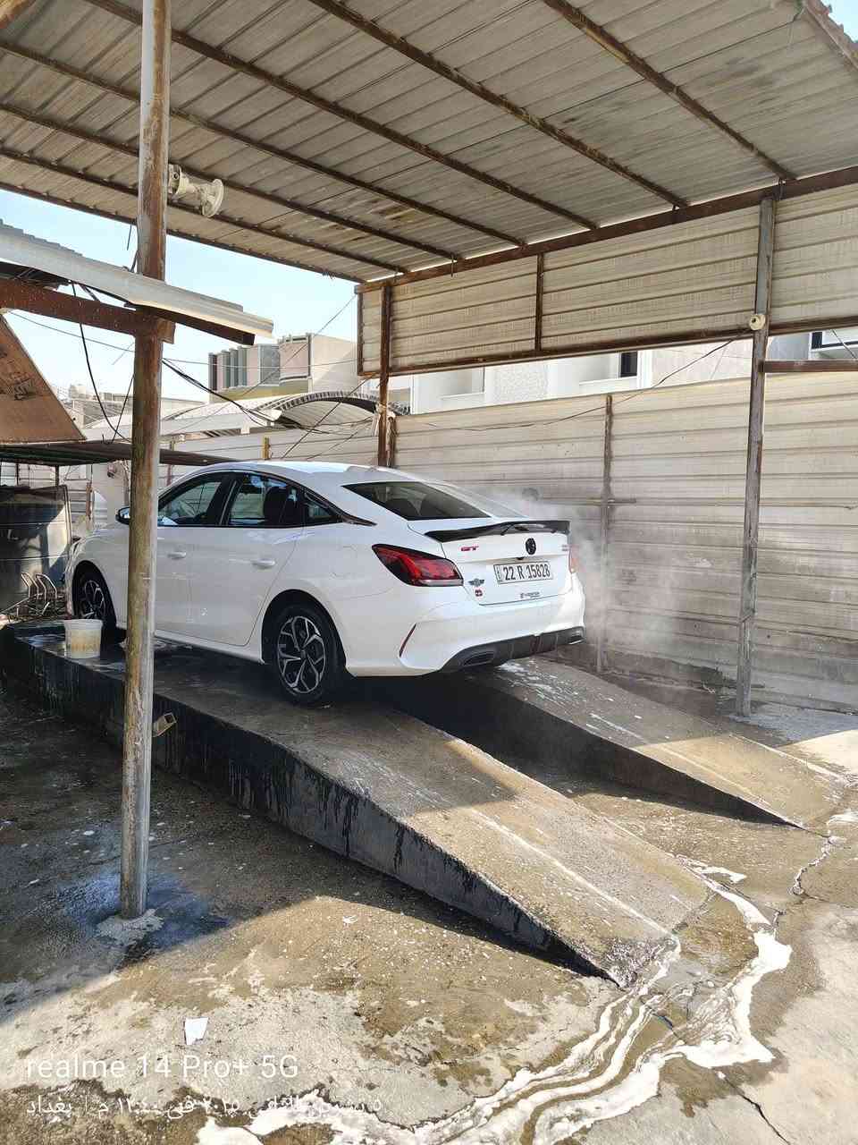 سلام عليكم ام جي جيتي كير عادي موديل 25 
للبيع 
السيارة جديدة كفالة عامة 
ماشية 32 الف
مواصفاتها
بصمة 
شاشة و كاميرا دوارة
زنون بلادي
بك لايت لد
تحكم ستيرن
مثبت سرعة 
يعني مواصفات الكير عادي المعروفة
السيارة عليها برمجة ادوانز يعني اديرلها بانزين عادي طبيعي
مكاني بغداد السيارة بأسمي
السعر 98 قفل 
***********
