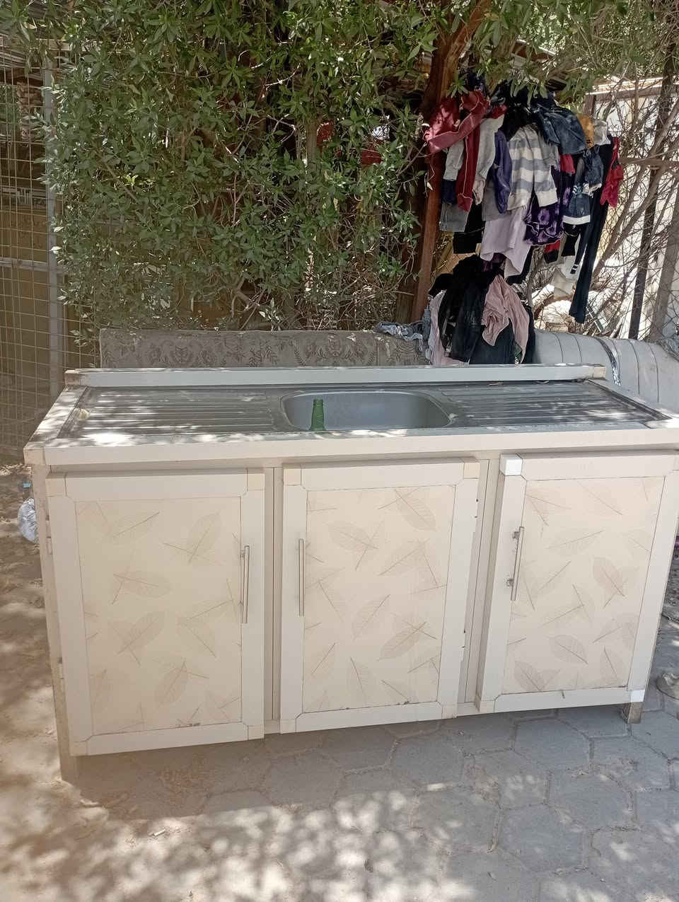 انواع الغراض المنزلية نجف حي الحسين خلف مطعم العزاءم مقابل هيئة الحج والعمره القديمه واتساب ***********

