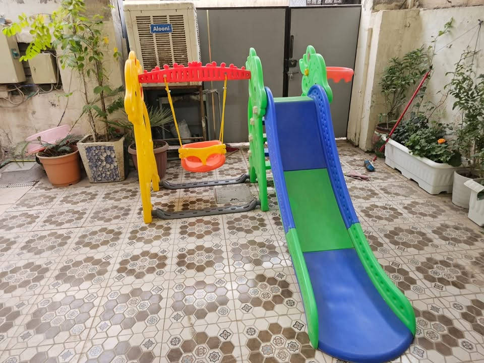 مرجوحة للبيع جديدة مابيها ضرر
سعرها ١٣٠ قفل/ سوق السمجة

*********** واتس اب
