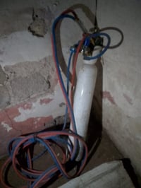 قنينة أوكسجين • كامل